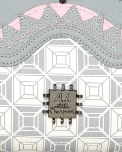 A.I.8 AFRICAN INTELLIGENCE BOOKED & BUSY SHARK HANDBAG