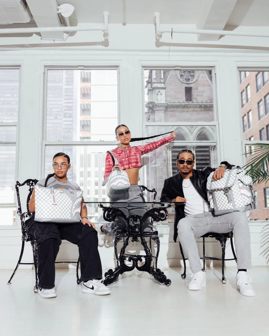 AIR TO THE THRONE JETSET MINI DUFFLE