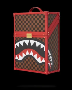 ALL OR NOTHING SHARKS IN PARIS CHATURANGA SHARK 1900 BACKPACK