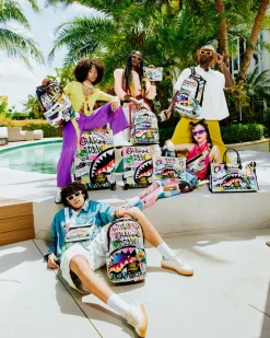 CREATE ANOTHER DAY PYRAMID DUFFLE
