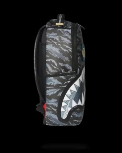 DAZED AND SHARK BACKPACK (DLXV)
