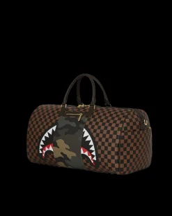 EXTERIOR GOLD ZIP POCKET SHARKS IN PARIS DUFFLE