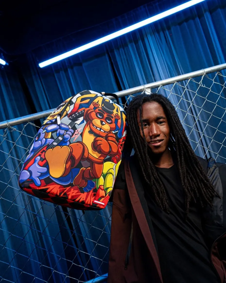 FIVE NIGHTS AT FREDDY'S OFFICIAL DLXSR BACKPACK