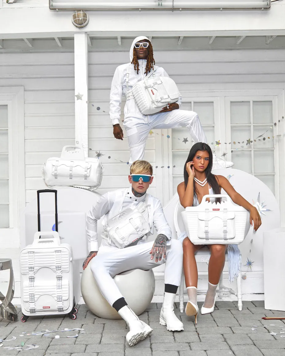 FUTURE TRAVELER CARGO DUFFLE