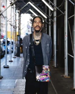 HALF GRAF LIPS MESSENGER BAG