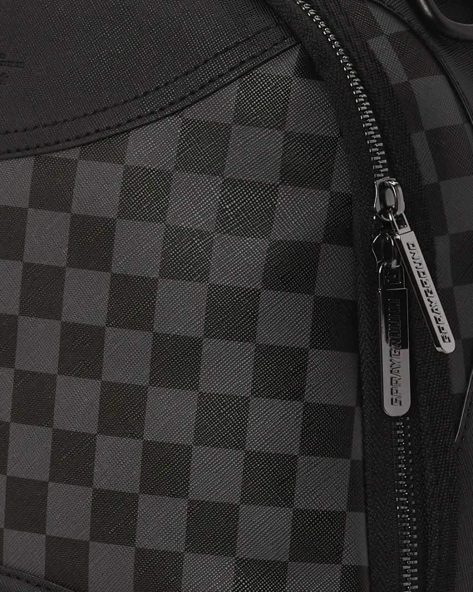 HENNY AIIR TO THE THRONE BACKPACK (DLXV)