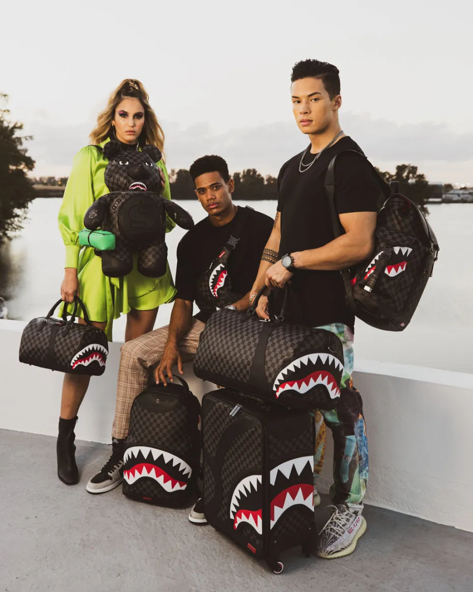HENNY AIIR TO THE THRONE BACKPACK (DLXV)