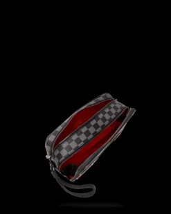 HENNY AIIR TO THE THRONE TOILETRY BAG
