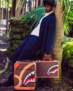 HENNY AIR TO THE THRONE ATTACHÉ BRIEFCASE