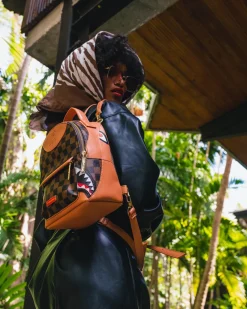 HENNY AIR TO THE THRONE QUATTRO BACKPACK
