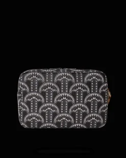 ILLUCHAINS TOILETRY BAG