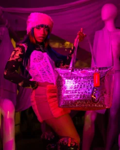 INFINITI PINK DIAMOND TOTE