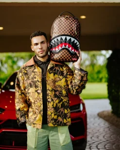 LENTICULAR EFFECTS SHARKS IN PARIS BACKPACK