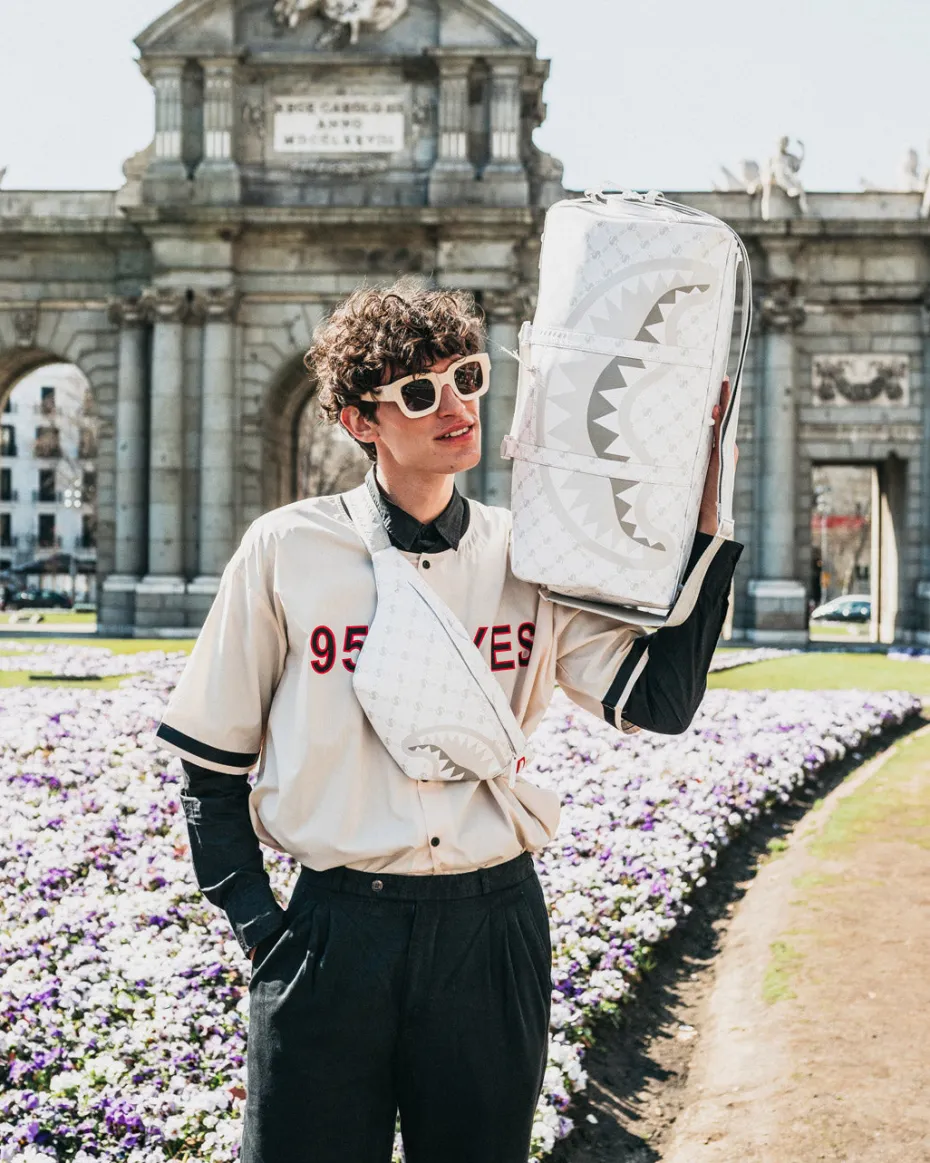 MONEY PATTERN POWDER EMPEROR DUFFLE
