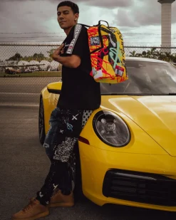OFF THE LEASH スプレーグラウンド (DLXR)