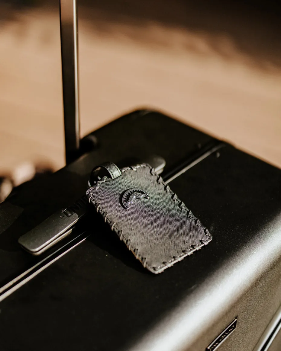 REALITY CHECK SHARKNAUTICS HARDSHELL FULL-SIZE JETBLACK LUGGAGE (GUNMETAL HARDWARE)