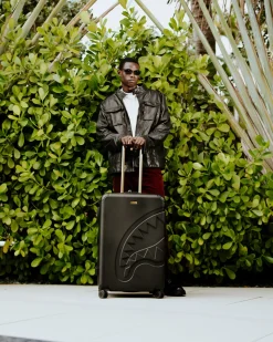 REALITY CHECK SHARKNAUTICS HARDSHELL FULL-SIZE JETBLACK LUGGAGE (GOLD HARDWARE)