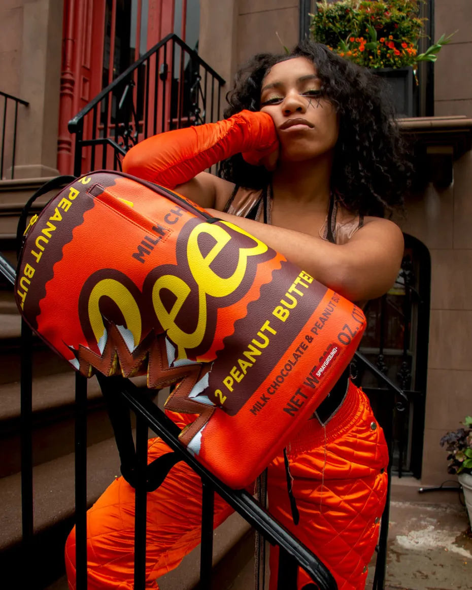 REESE'S SHARK BITE BACKPACK (DLXV)