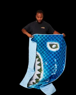 SHARK ISLAND PACKABLE BEACH MAT BLANKET WATER RESISTANT CONVERTIBLE TOTE