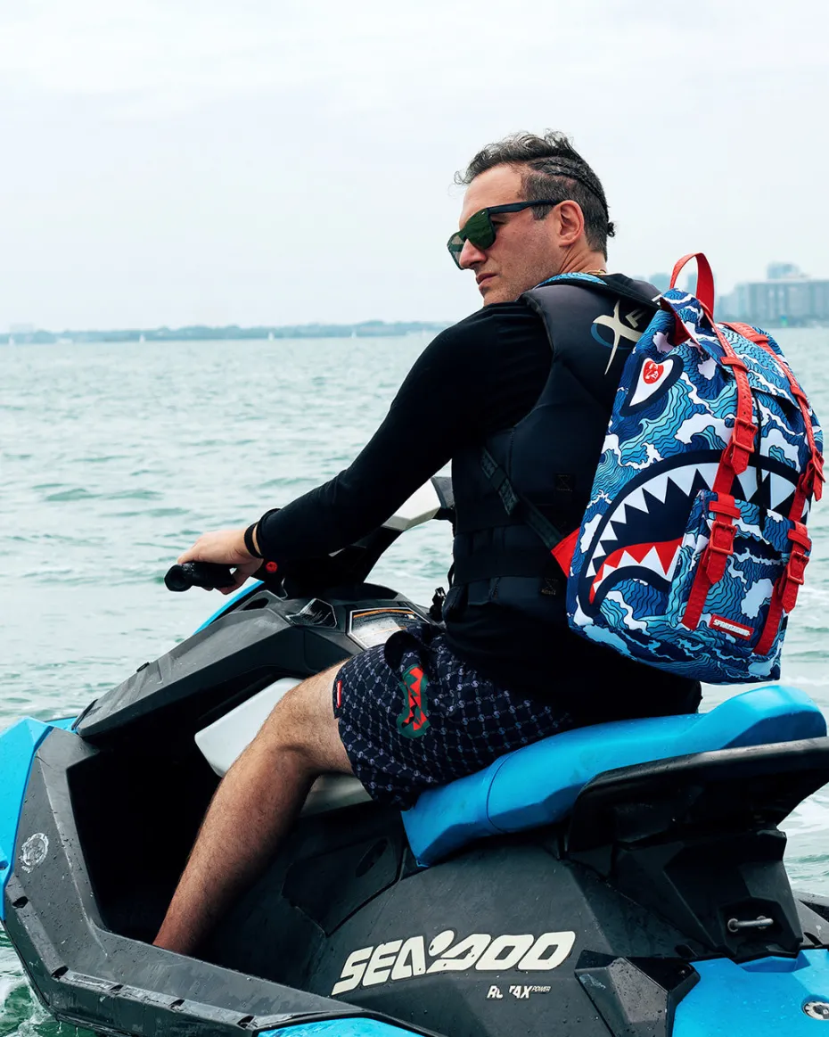 SHARK WAVE HILLS BACKPACK