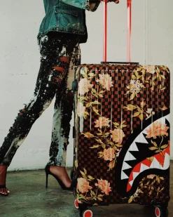 SHARKFLOWER 29.5” FULL-SIZE SHARKNAUTICS LUGGAGE