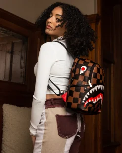 SHARKS IN PARIS VANQUISH SAVAGE