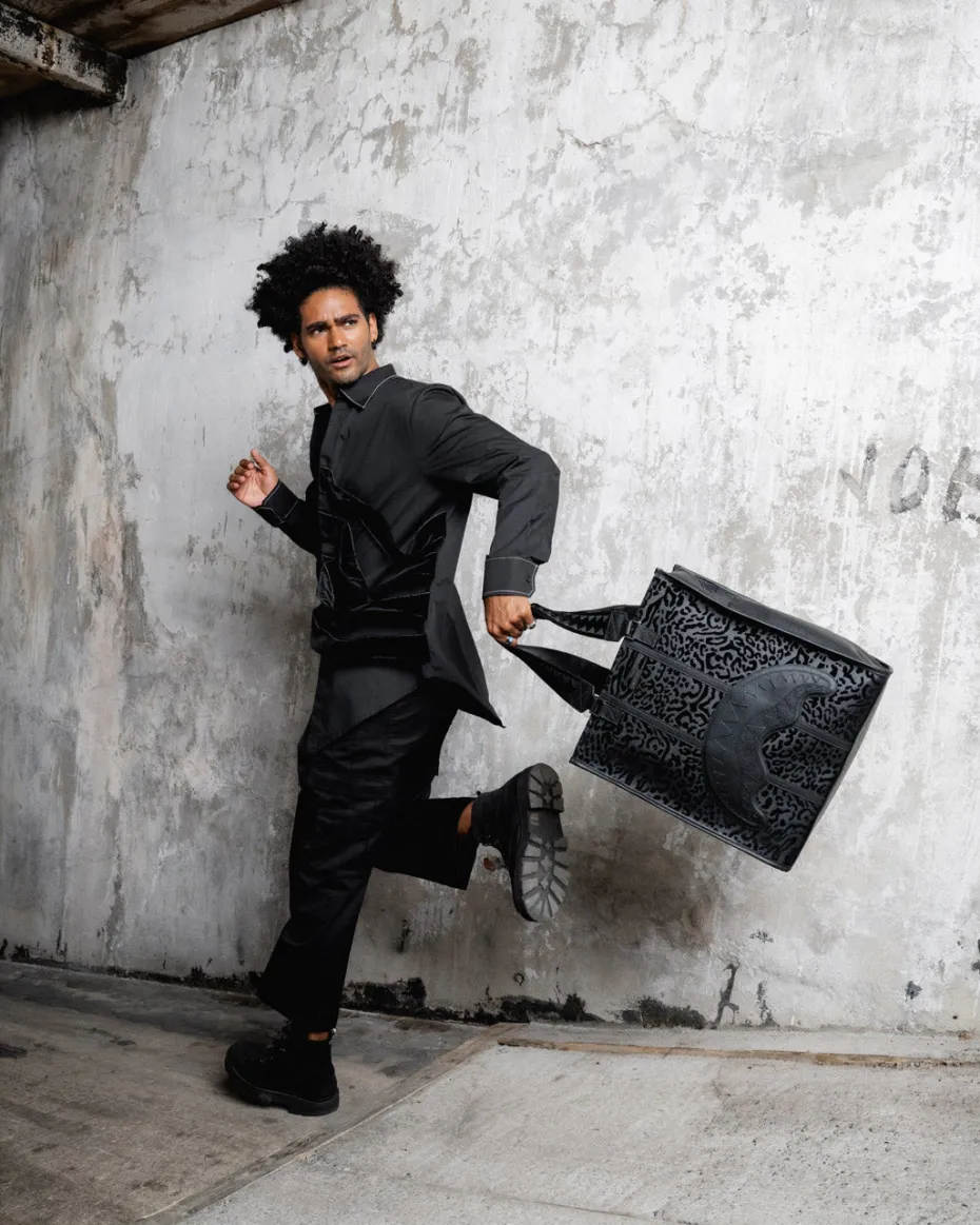 SPYCRAFT PREDATOR DUFFLE CARRY-ON BAG