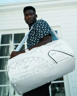 TECHNICAL CUT & SHARK DUFFLE