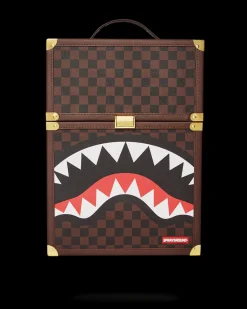 THE CHATURANGA SHARK 1900 BACKPACK
