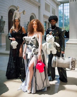 THE MET CANOVA MEDUSA HANDBAG (PINK)