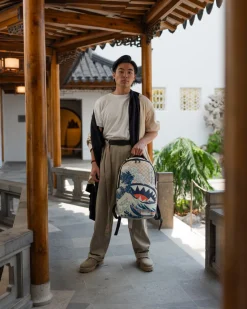 THE MET HOKUSAI GREAT WAVE BACKPACK