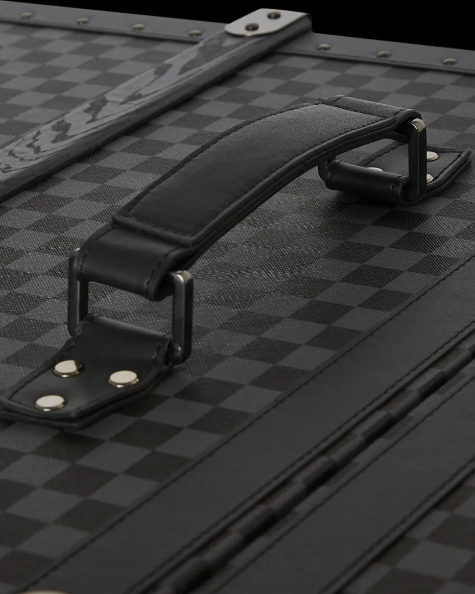 VANQUISH II WARDROBE TRUNK
