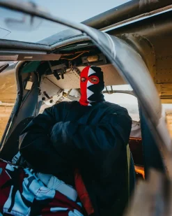 VERTICAL SHARK SKI MASK
