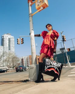 ZE SHARK PREDATOR TOTE
